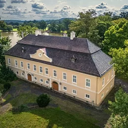 Zámek Jeseník nad Odrou
